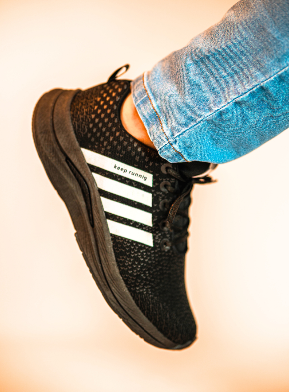 20250041 - Tênis Running Unissex Qliss Preto/Preto