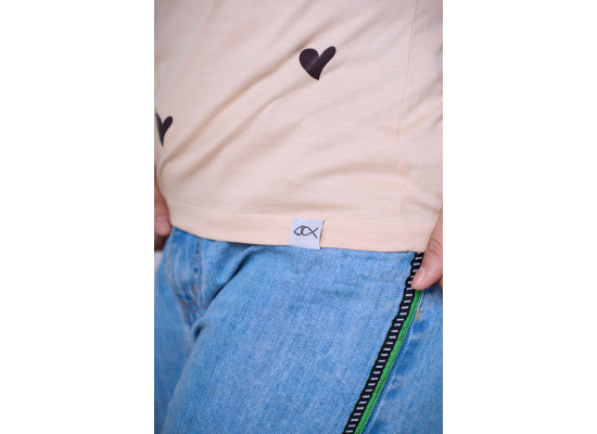 (AVELÃ) T-shirt Feminina 