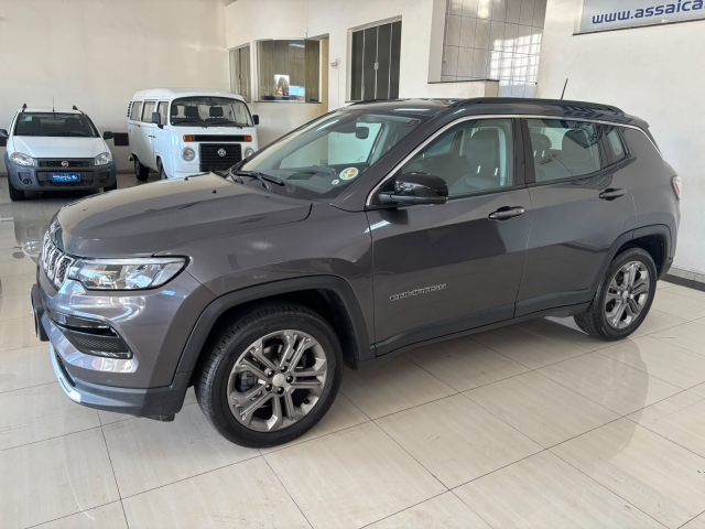 Jeep Compass 1.3 T270 Longitude - foto 2
