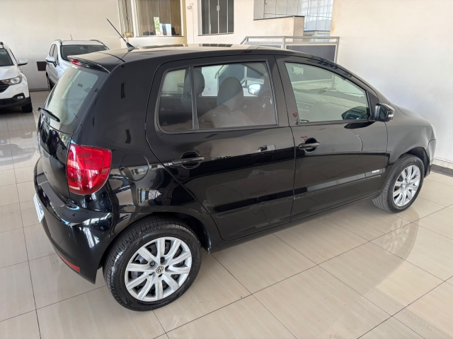 Volkswagen Fox 1.0 8V (flex) (4 P.) - foto 7