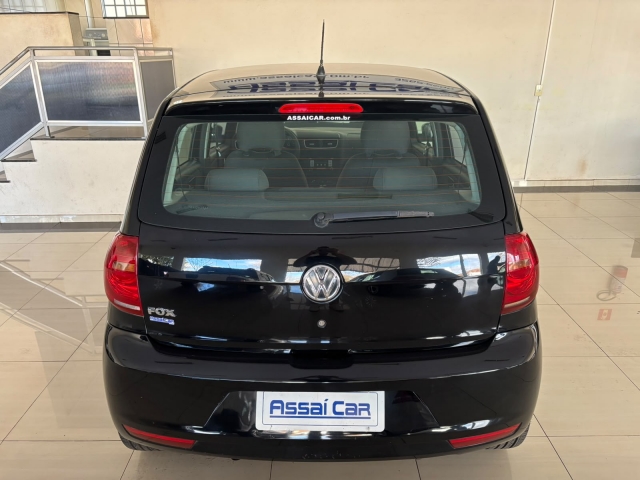 Volkswagen Fox 1.0 8V (flex) (4 P.) - foto 8