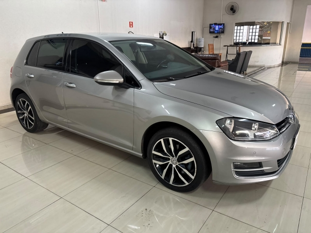Volkswagen Golf 1.4 TSI Bluemotion Tech. DSG Highline - foto 3