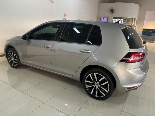 Volkswagen Golf 1.4 TSI Bluemotion Tech. DSG Highline - foto 9