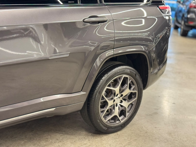 Jeep Commander 2.0 TD380 Overland 4WD - foto 5