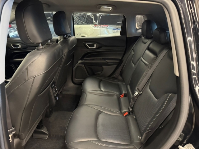 Jeep Compass 1.3 T270 Longitude - foto 14