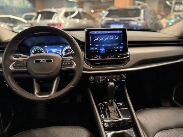 Jeep Compass 1.3 T270 Longitude 80 anos (Aut) - foto 9