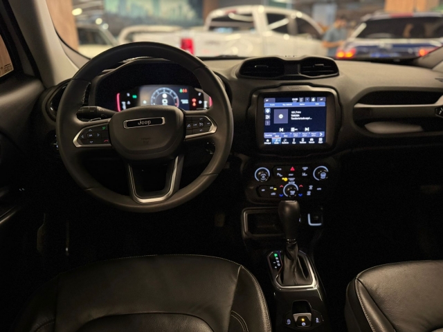 Jeep Renegade 1.3 T270 Longitude - foto 9