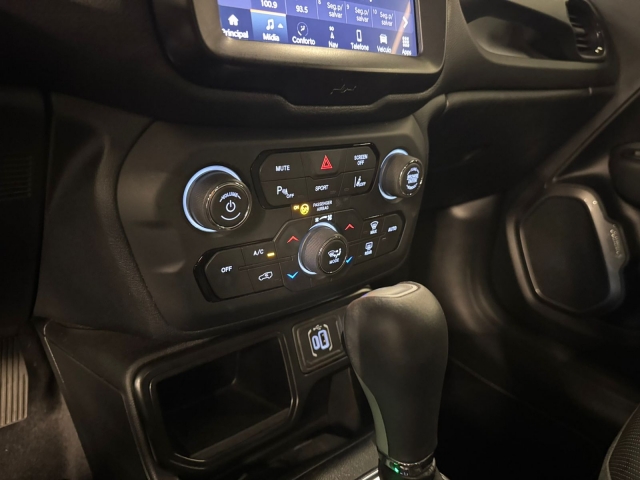 Jeep Renegade 1.3 T270 Longitude - foto 13