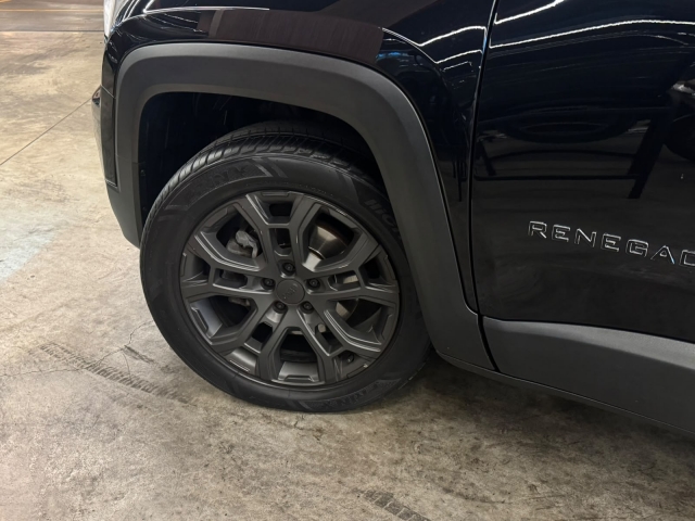 Jeep Renegade 1.3 T270 Longitude (Aut) - foto 3