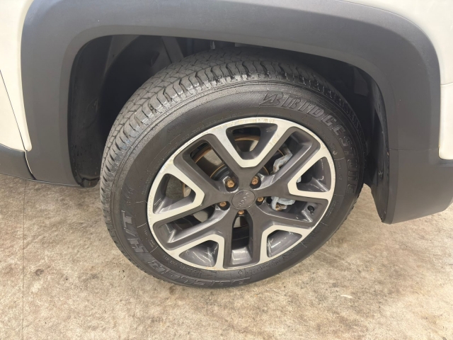 Jeep Renegade 2.0 TDI Longitude 4WD (Aut) - foto 4