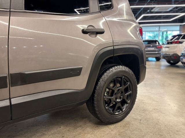 Jeep Renegade 2.0 TDI Moab 4WD - foto 10
