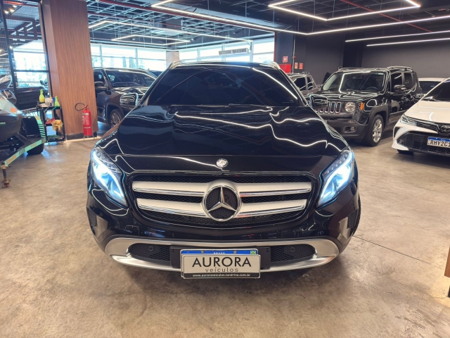 Mercedes-Benz Classe GLA GLA 200 Advance - foto 2