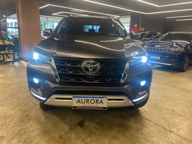Toyota SW4 SW4 2.8 TDI SRX 7L 4WD - foto 2