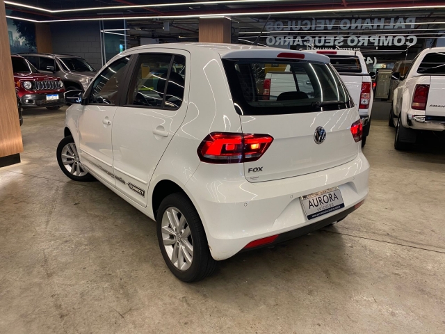 Volkswagen Fox 1.6 MSI Connect (Flex) - foto 5