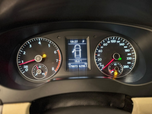 Volkswagen Jetta 2.0 TSI Highline DSG - foto 12