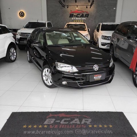 Volkswagen Jetta 2.0 Comfortline Tiptronic (flex) - foto 2