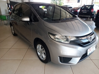 Fit 1.5 16v LX CVT (Flex)