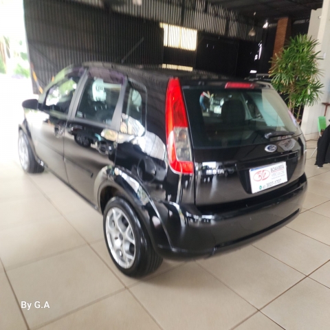 Ford Fiesta 1.6 (flex) - foto 5