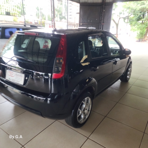 Ford Fiesta 1.6 (flex) - foto 6