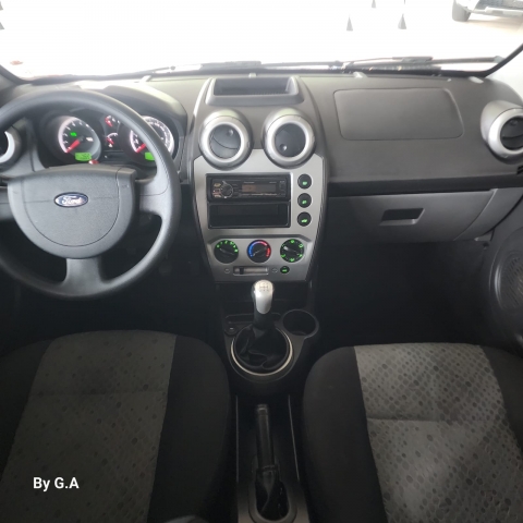 Ford Fiesta 1.6 (flex) - foto 7