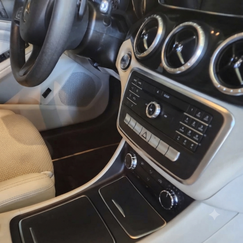 Mercedes-Benz Classe C CLA 180 - foto 8