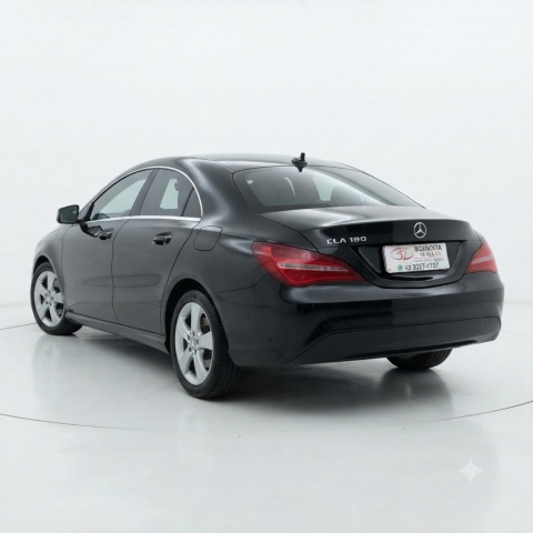 Mercedes-Benz Classe C CLA 180 - foto 5