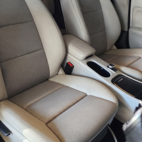 Mercedes-Benz Classe C CLA 180 - foto 7