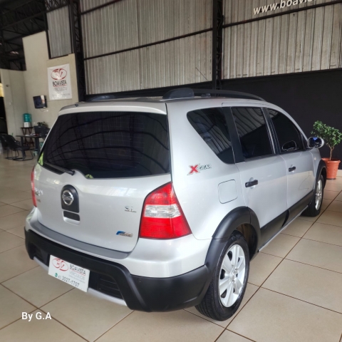 Nissan Livina X-Gear SL 1.8 16V (flex) (aut) - foto 4