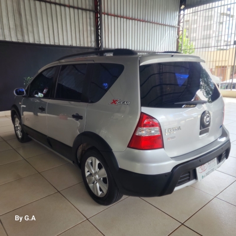 Nissan Livina X-Gear SL 1.8 16V (flex) (aut) - foto 5