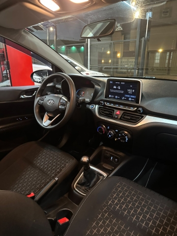 Hyundai HB20 1.0 Limited - foto 10