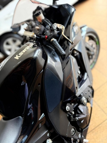 Folhacar - 2009 - Kawasaki Ninja Zx 10R - Londrina