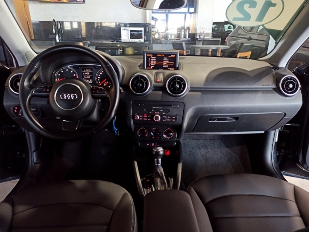 Audi A1 1.4 TFSI Attraction S Tronic - foto 10