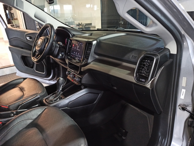 Fiat Toro 2.0 TDI Volcano 4WD (Aut) - foto 13