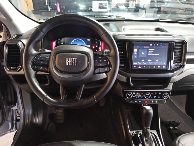 Fiat Toro 2.0 TDI Volcano 4WD (Aut) - foto 16