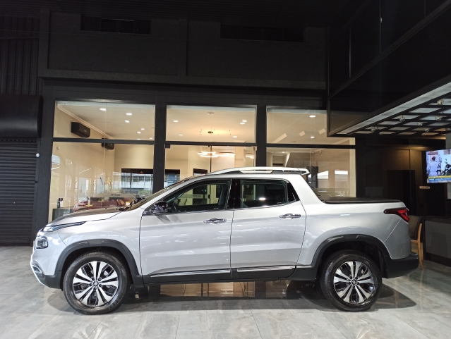 Fiat Toro 2.0 TDI Volcano 4WD (Aut) - foto 4