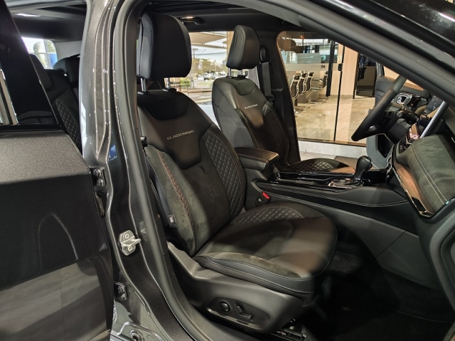 Jeep Commander 2.0 Hurricane Blackhawk 4WD (Aut) - foto 15