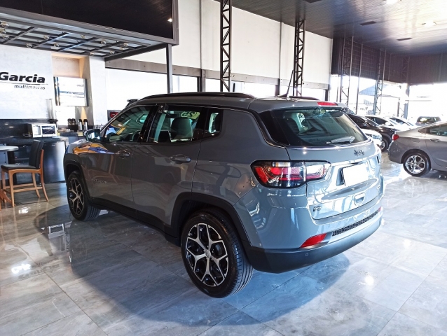 Jeep Compass 1.3 T270 Longitude (aut) - foto 7