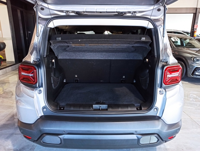 Jeep Renegade 1.3 T270 Longitude - foto 9