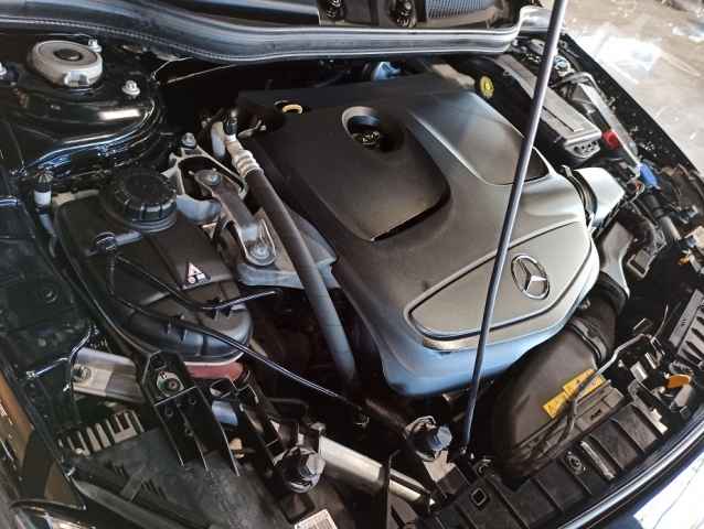 Mercedes-Benz Classe GLA GLA 200 Advance - foto 19