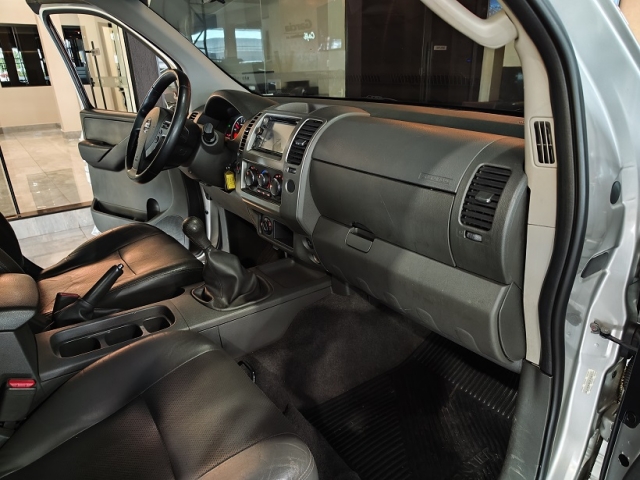 Nissan Frontier 2.5 SV Attack 4x4 - foto 12