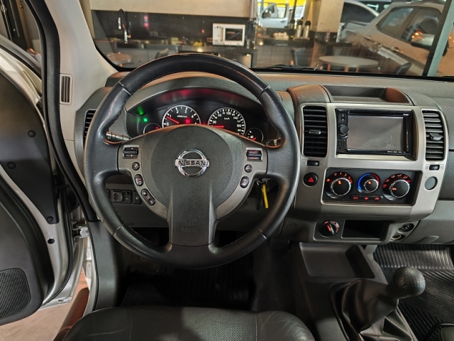 Nissan Frontier 2.5 SV Attack 4x4 - foto 15