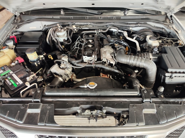 Nissan Frontier 2.5 SV Attack 4x4 - foto 17