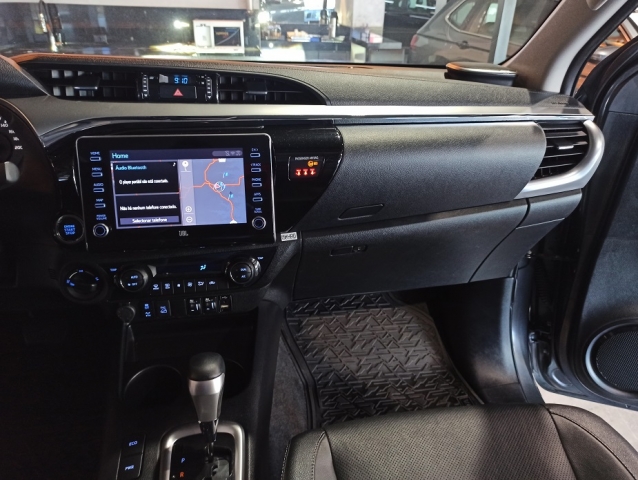 Toyota Hilux Hilux 2.8 TDI CD SRX 4x4 (Aut) - foto 17