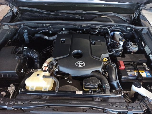 Toyota Hilux Hilux 2.8 TDI CD SRX 4x4 (Aut) - foto 18