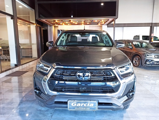 Toyota Hilux Hilux 2.8 TDI CD SRX 4x4 (Aut) - foto 2