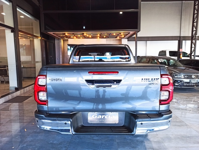Toyota Hilux Hilux 2.8 TDI CD SRX 4x4 (Aut) - foto 6