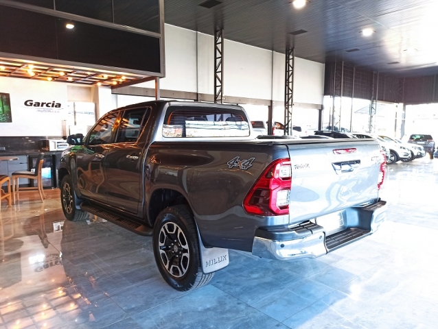 Toyota Hilux Hilux 2.8 TDI CD SRX 4x4 (Aut) - foto 7