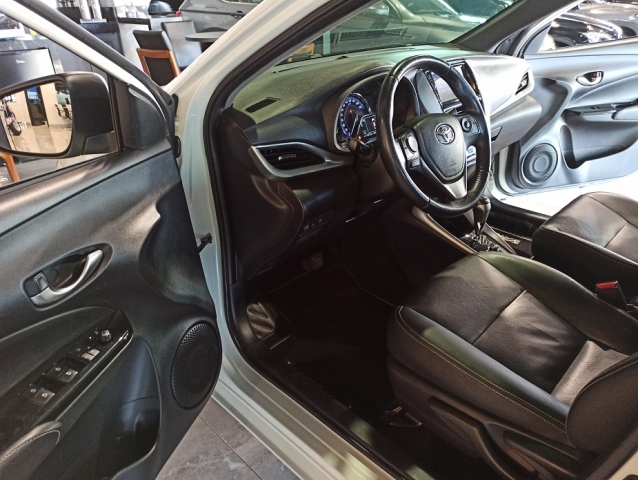 Toyota Yaris Sedan 1.5 XS CVT (Flex) - foto 11