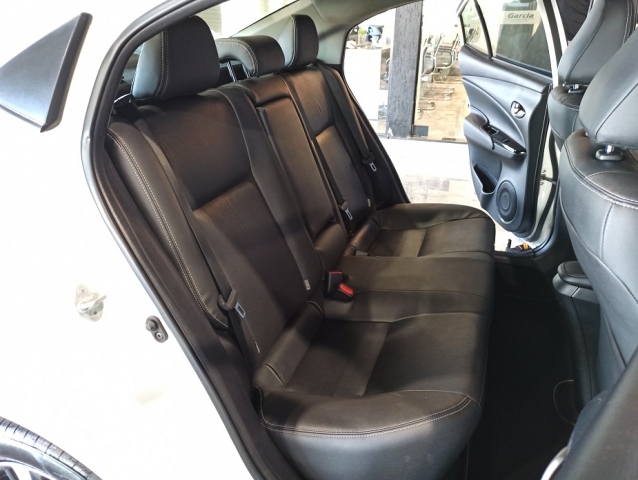 Toyota Yaris Sedan 1.5 XS CVT (Flex) - foto 15
