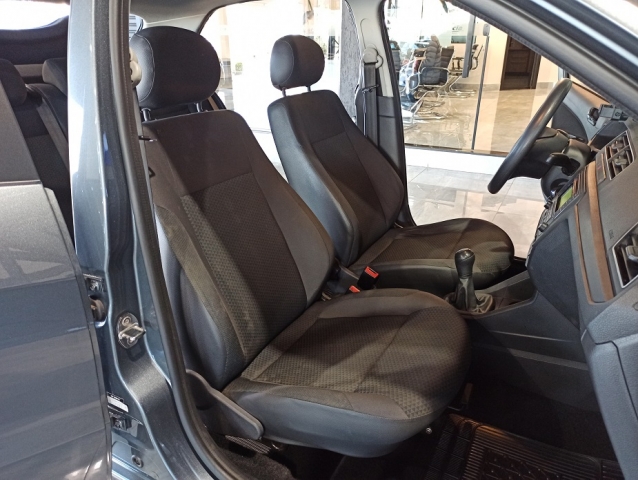 Volkswagen Gol 1.6 - foto 14